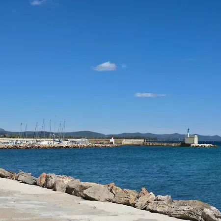 Grand Aux Salins - Climatisation - Terrasse - 90m De La 耶尔