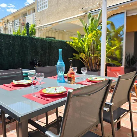 Grand Aux Salins - Climatisation - Terrasse - 90m De La