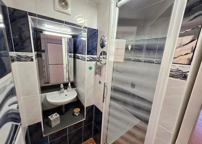 公寓 Grand Aux Salins - Climatisation - Terrasse - 90m De La *